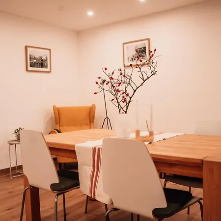 Alter Gutshof Sendelbach Apartamento Rentweinsdorf