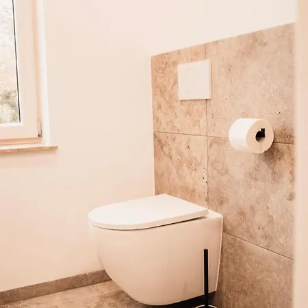 Alter Gutshof Sendelbach * Rentweinsdorf