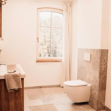 Alter Gutshof Sendelbach Apartamento *